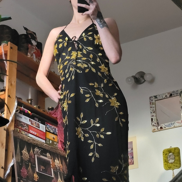 Venus vintage 100% silk golden floral embellished black dress - size medium - Picture 8 of 8